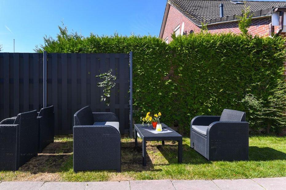 Ferienwohnungen Kapitaens Kajuete Bensersiel Exteriör bild